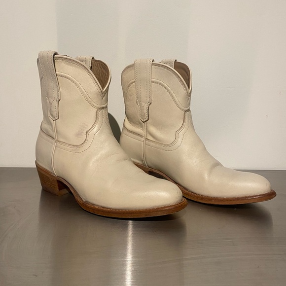Tecovas The Penny “Bone” Cream Boots - Picture 2 of 6